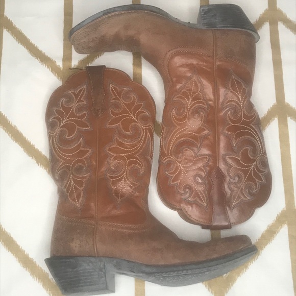 Ariat Shoes - Ariat Round Up Square Toe Cowboy Cowgirl Boots 7